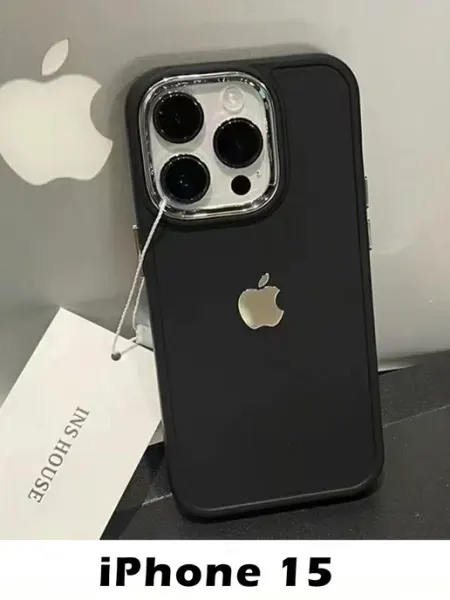 Чехлы на iphone 15 с логотип
