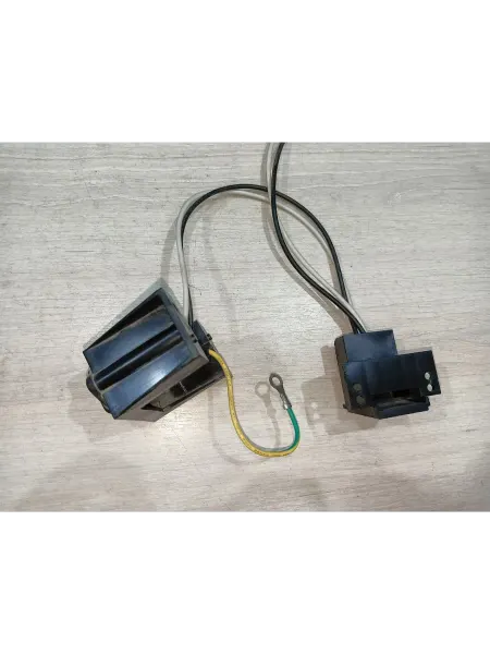 Кнопка включения с гнездом зарядки Rolsen RL-32AD9105F