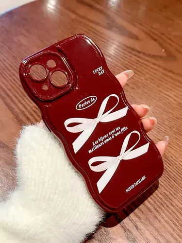 Чехол на iPhone 13 с защитой камеры