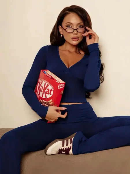 Allusar Костюм домашний спортивный с брюками и лонгсливом skims