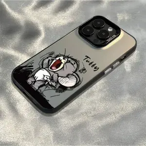 Чехол на Айфон 15 / IPhone 15 чёрный с Милая мышь граффити модный стиль