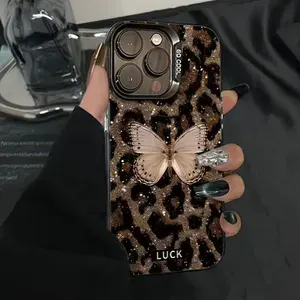 Чехол на Айфон 15 Про Макс / iPhone 15 Pro Max чёрный с принтом Геpard Шелк Бабочка силиконовый ударопрочный