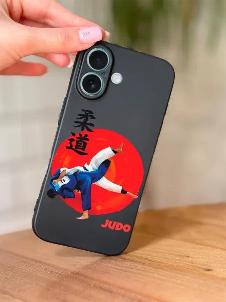 PBl store Чехол на Apple IPhone 16 с принтом Дзюдо