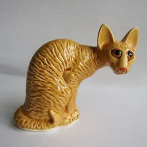Фаянсовая скульптура Корниш рекс