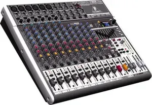 BEHRINGER X1832USB микшер, 6 моновходов с компрессорами, 4 стерео, 3 AUX-шины, 2 подгруппы, процессор эффектов, USB