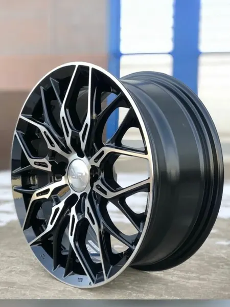 Диски легковые литые 6.5*15 4*114.3 et40 h67.1 RR CSSD9323 BLK/M(цвет)