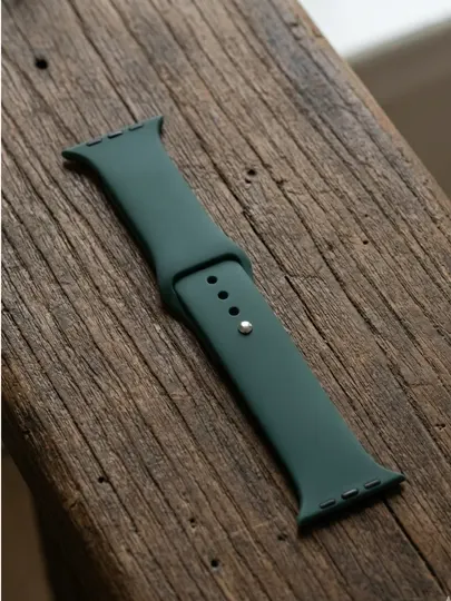 Силиконовый ремешок для Apple Watch 3, 4, 5, 6, 7, 8, SE, и Ultra, размеры: 38–41 и 42–49 мм