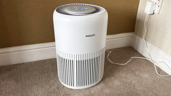 PHILIPS Очиститель воздуха AC0920, 250m³ ч, с ночным режимом