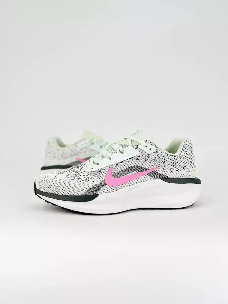 Nike спортивные кроссовки для бега Winflo 11