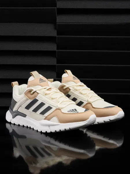 Adidas Кроссовки спортивные