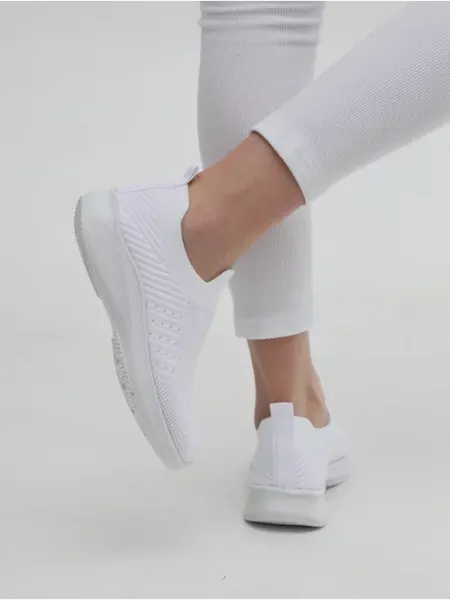 MoDa for Life Кроссовки белые