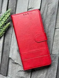 Чехол книжка для Tecno Camon 40 Pro 5G кожаный с магнитной застежкой / Техно Камон 40 Про 5G с хлястиком , с функцией подставки , красный