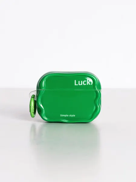 Чехол стильный силиконовый на airpods 3 c карабином зеленого цвета
