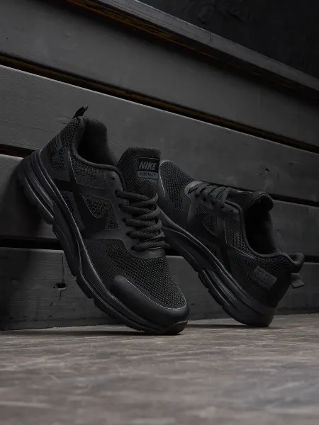 Nike Кроссовки мужские летние