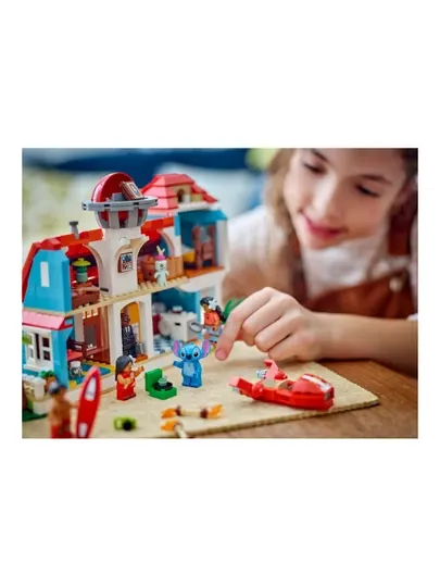 Конструктор LEGO Disney 43268 Пляжный домик Лило и Стич