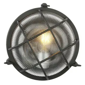 FAVOURITE Светильник садовый уличный настенный IP54 3023-1W