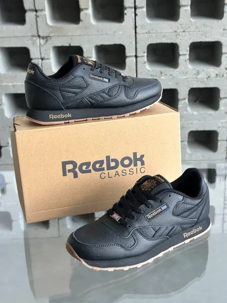 Reebok Кроссовки мужские