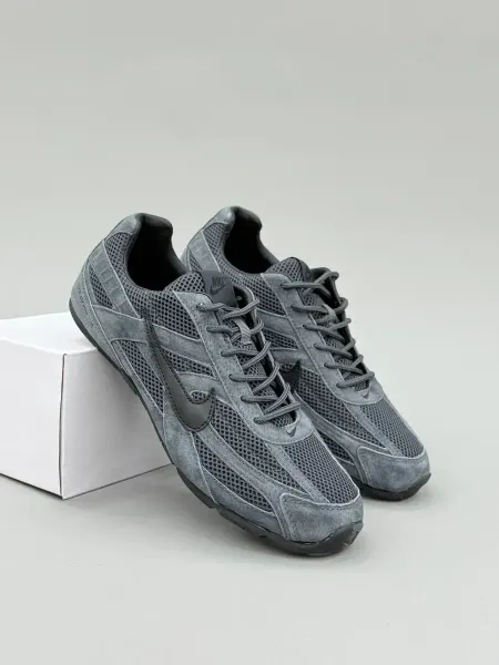 Nike Кроссовки спортивные