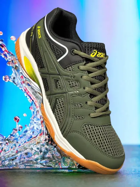 ASICS Кроссовки спортивные