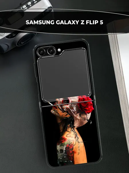 Samsung Чехол на Galaxy Z Flip 5 с черепом