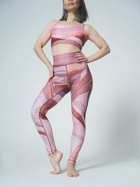 Pink Lotus Топ спортивный