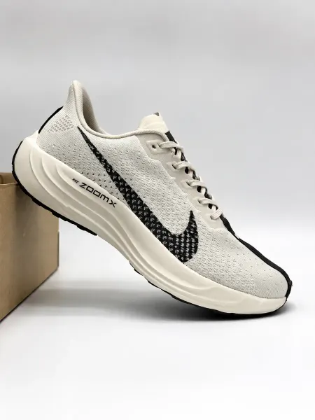 Nike Кроссовки для бега
